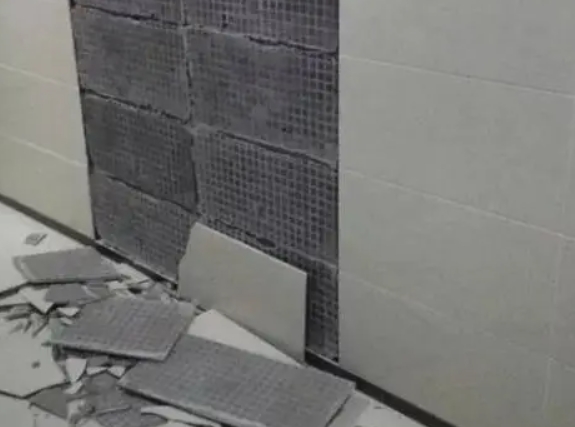 望江瓷砖空鼓维修公司分享下望江墙砖松动维修的知识